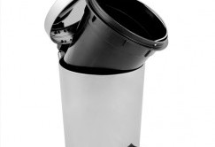 PAPELERA REDONDA CON PEDAL 05 Lts INOX